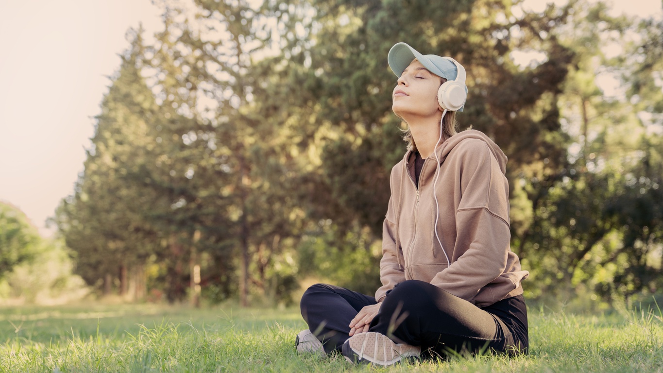 Meditation in Your Pocket: The Miracle of Mindfulness Apps for Better Living with Bill Gladstone, Jim Justice, & Anshul Koka